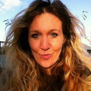 Meet your Posher, Lorie